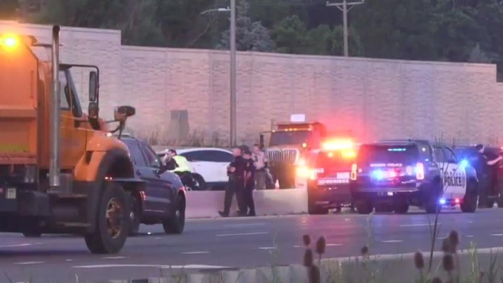 northbound-lanes-reopen-after-2-killed-1-hurt-in-multi-vehicle-crash