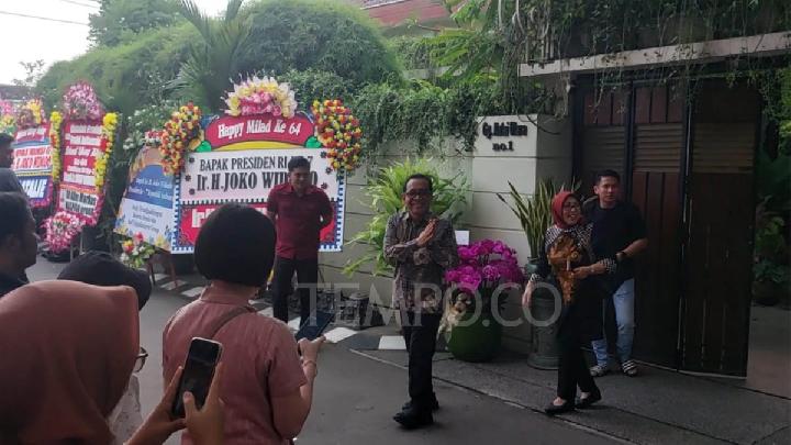 Pratikno dan Muhadjir Bertemu Jokowi di Solo