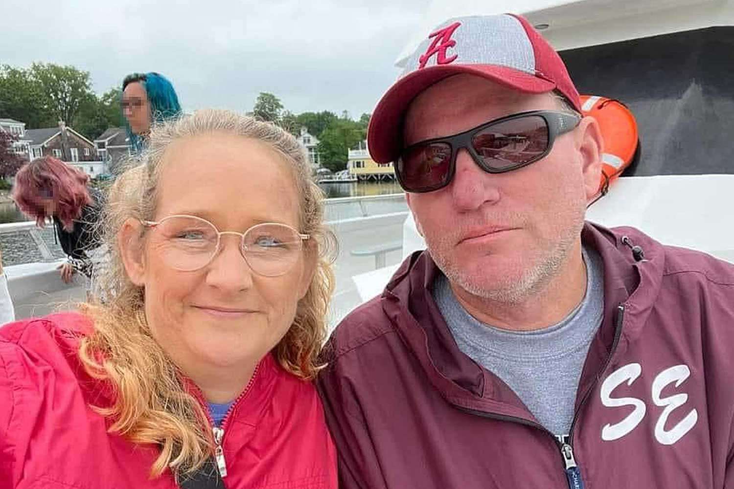 Married Couple Diagnosed with Stage 4 Cancer in the Same Week 'Not(01)