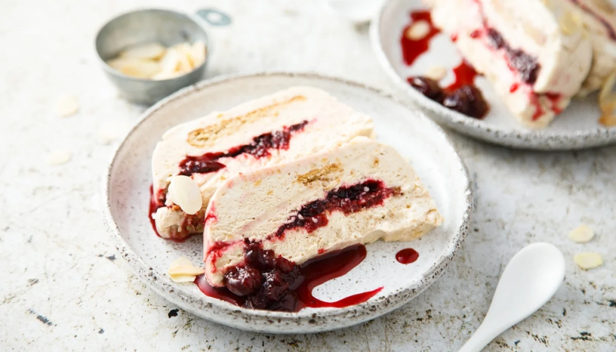Parfait glacé aux fruits rouges