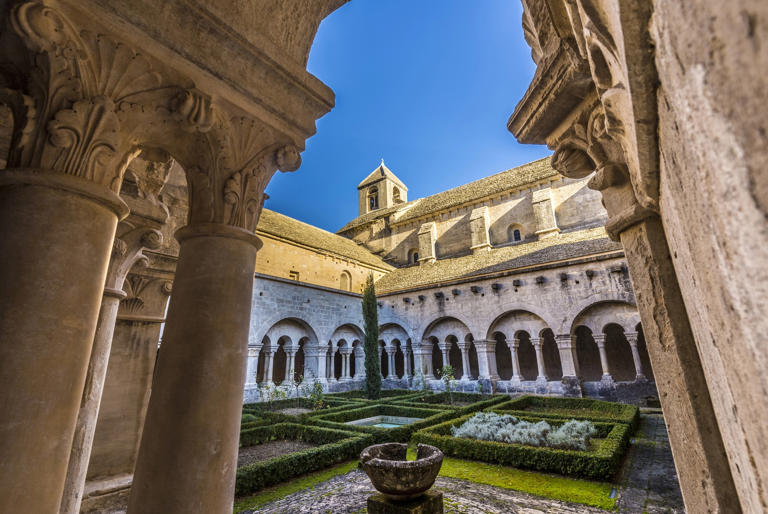 gordes senanque
