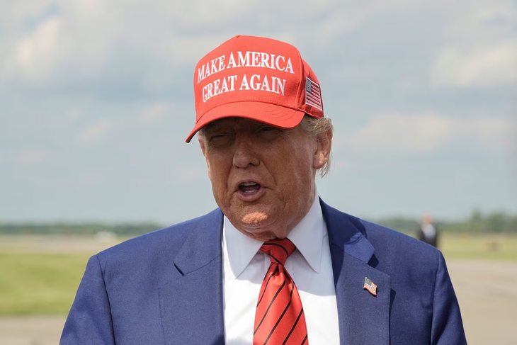 Ông Trump có phạm luật khi ra lệnh đánh bom Iran?