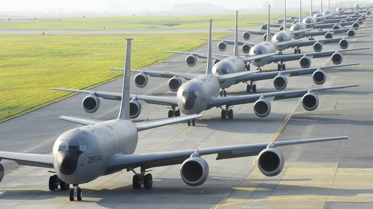 Boeing KC-135 Stratotanker: Ultimate in-flight refueling power