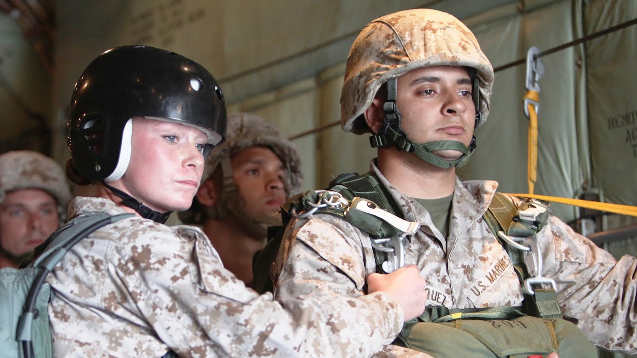 First-time US paratroopers' exciting static line jump from C-17