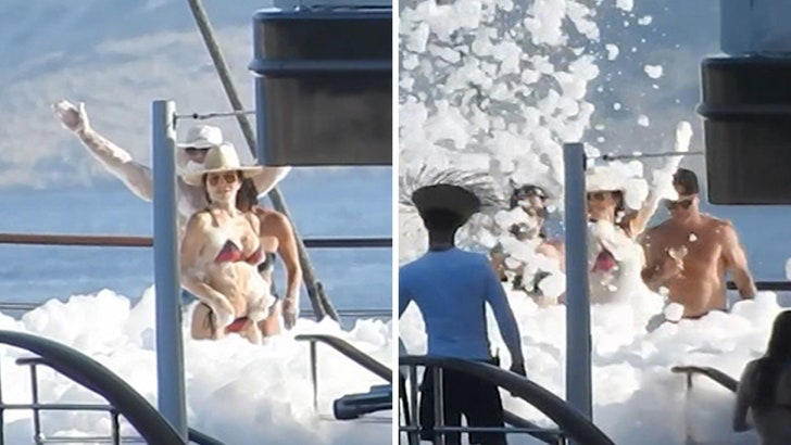 Jeff Bezos and Lauren Sanchez Pack on PDA at Foam Party on Megayacht