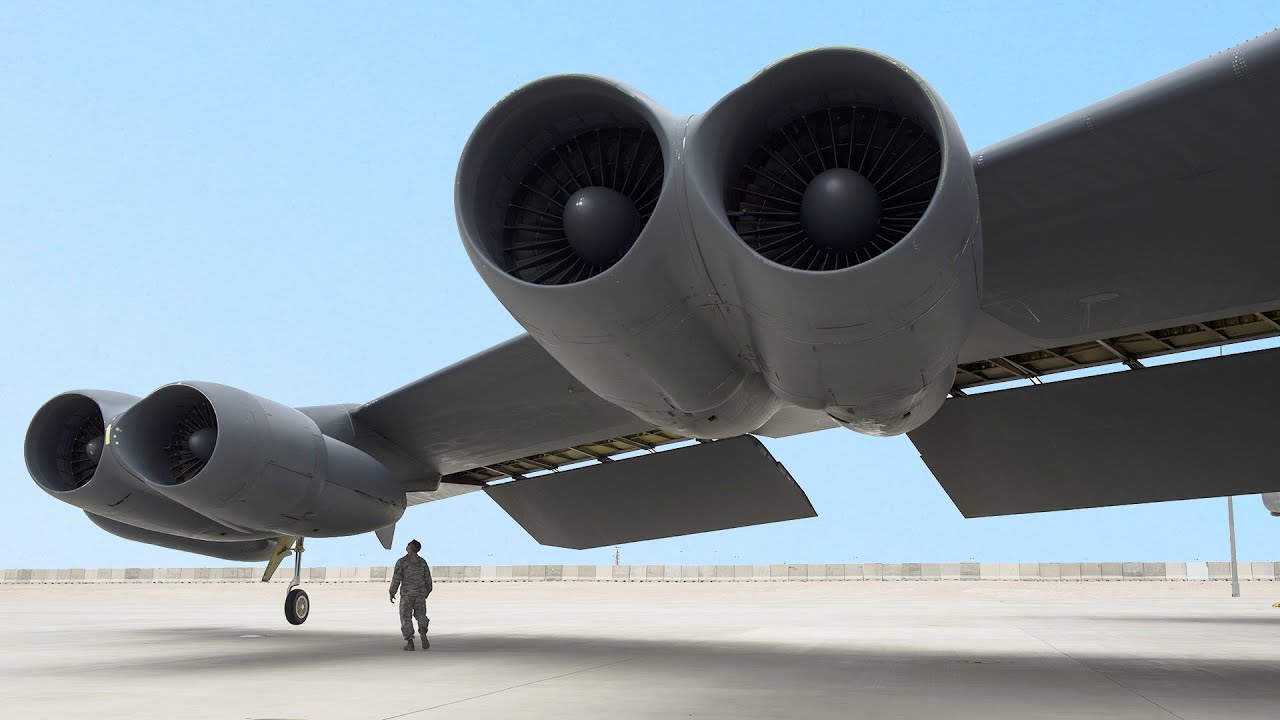 Massive US aircraft requires 8 engines for takeoff
