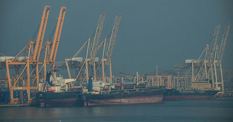 Middle East ocean freight rates soar on Iran conflict, Strait of Hormuz ...