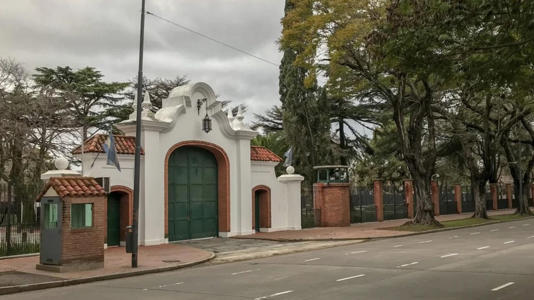 Entrada a la Quinta de Olivos.