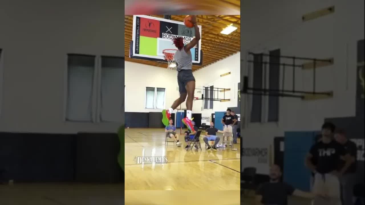 Basketball player's extreme dunk attempt