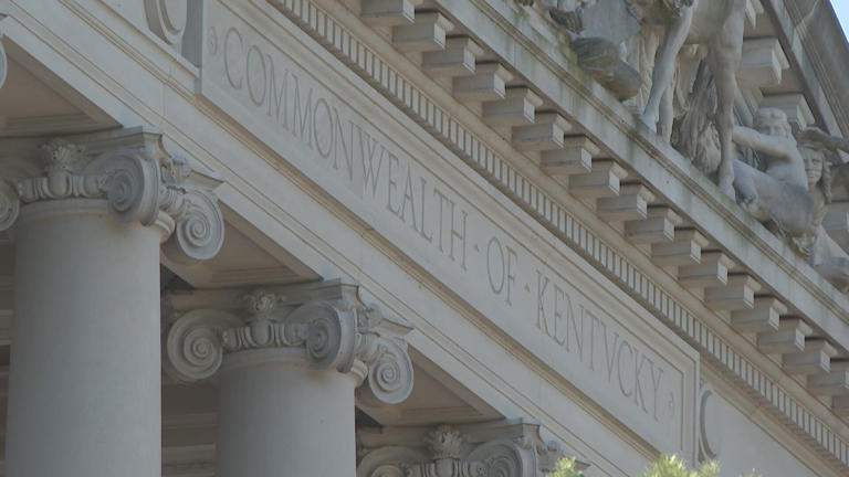 State lawmakers examine cost, impact of classroom technology