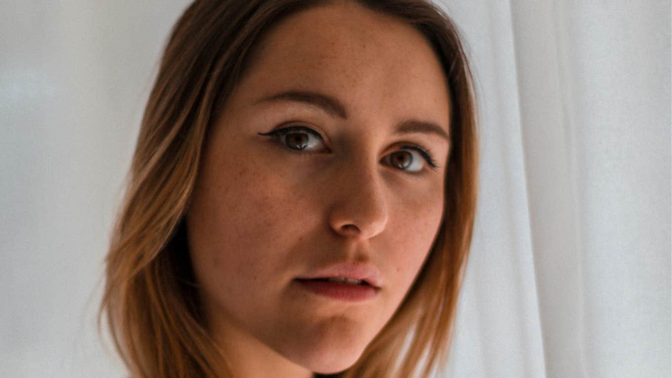 12 Normal Things That Feel Deeply Awkward If You’re An Introvert