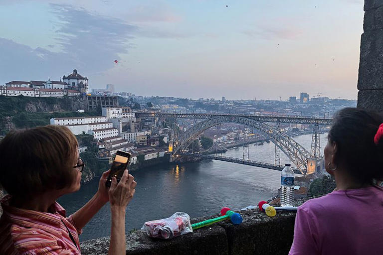 Vista do Douro a partir do Porto, na véspera de São João, jumho de 2025 AP Photo