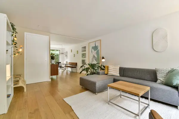 20 Mistakes That Make Small Homes Feel Cramped