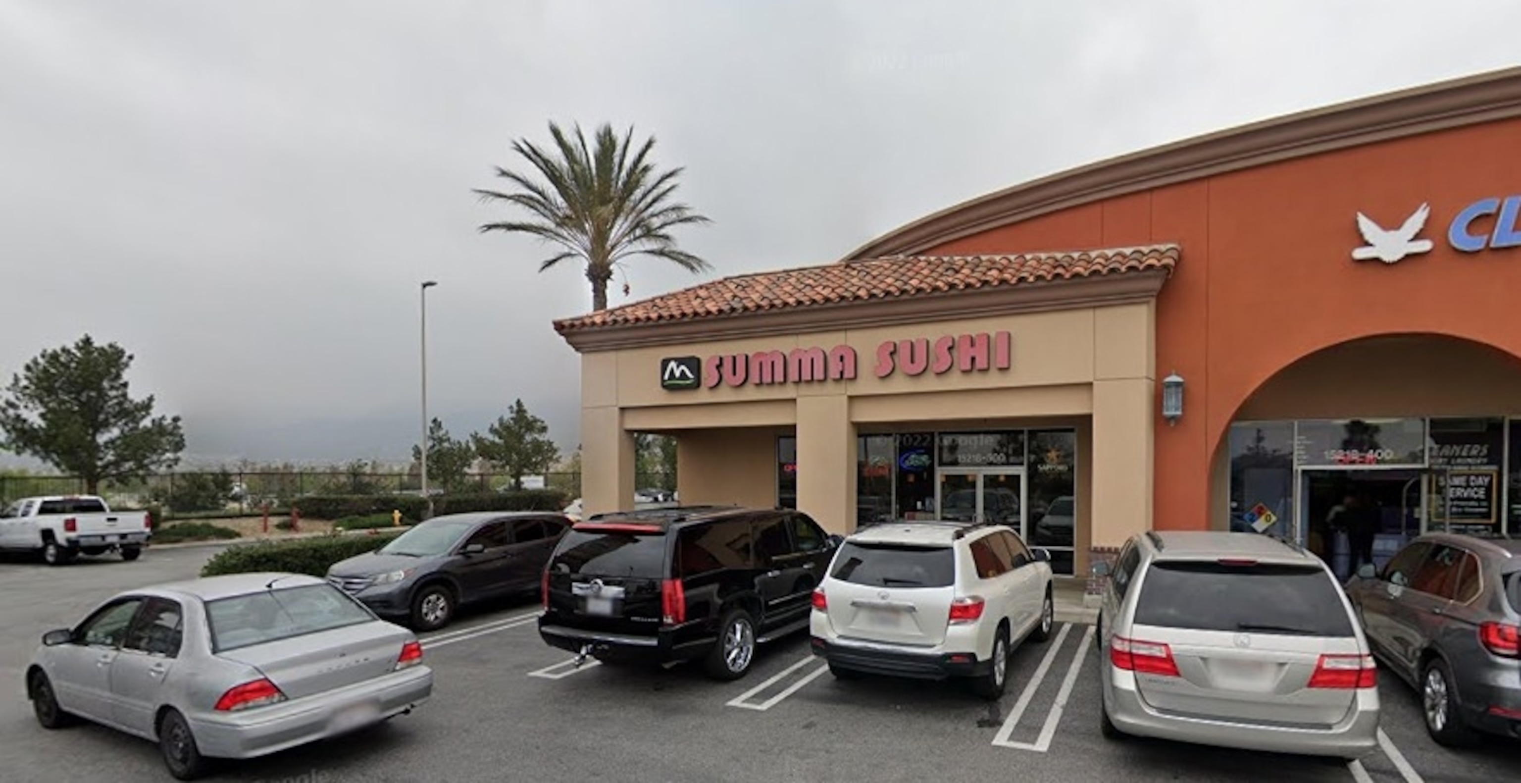 Estranged husband kills fitness influencer wife, then killed by off(01)