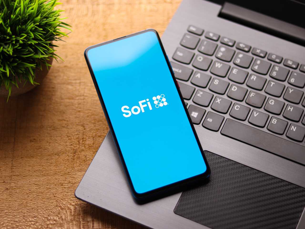 SoFi Plans Return to Crypto With Blockchain Initiative. Bitcoin Trading Is  Coming.