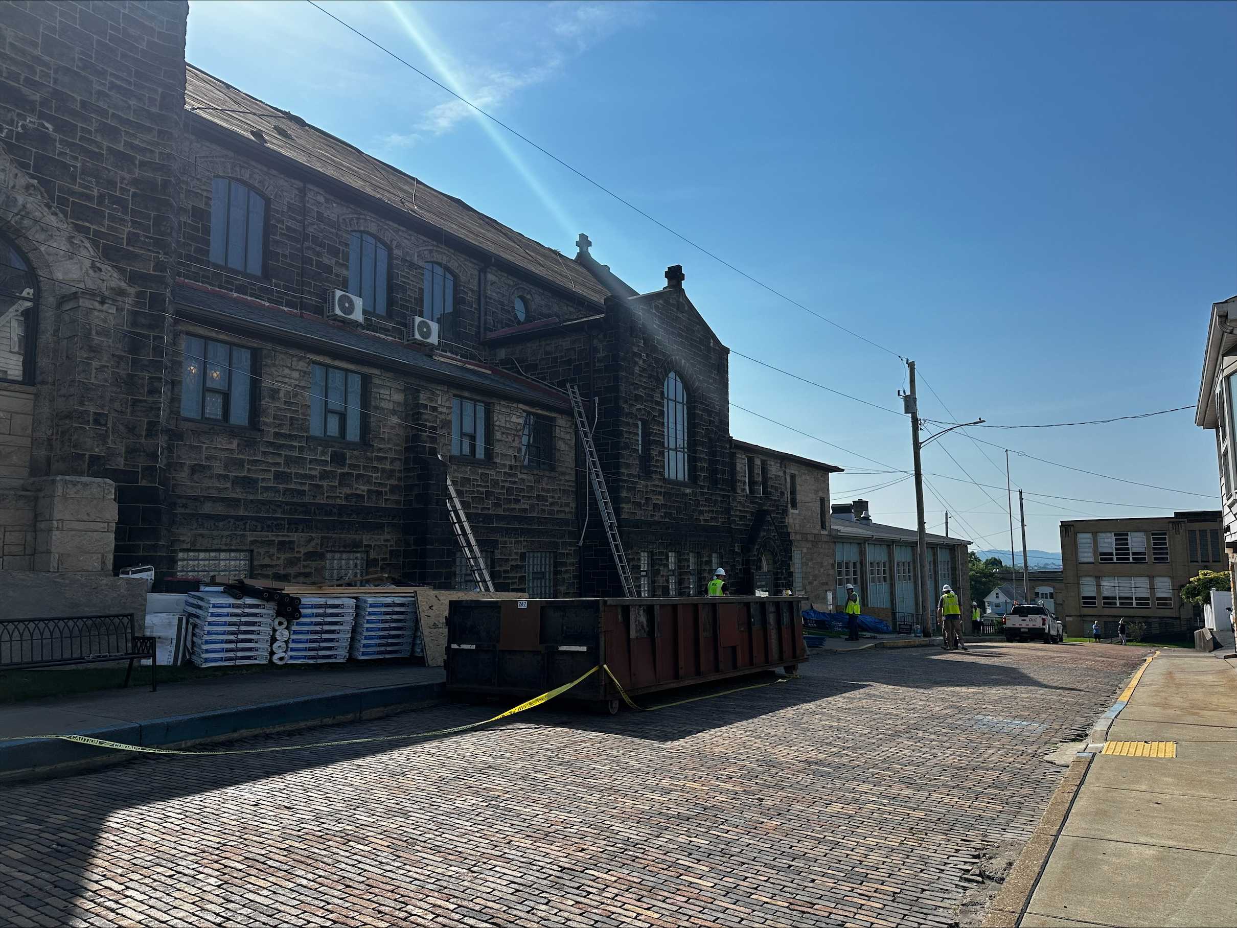 Roofers hospitalized after ladder hits powerline at Beaver County ...