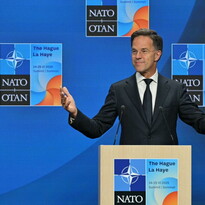 Nato, il 5% del Pil per la difesa entro il 2035