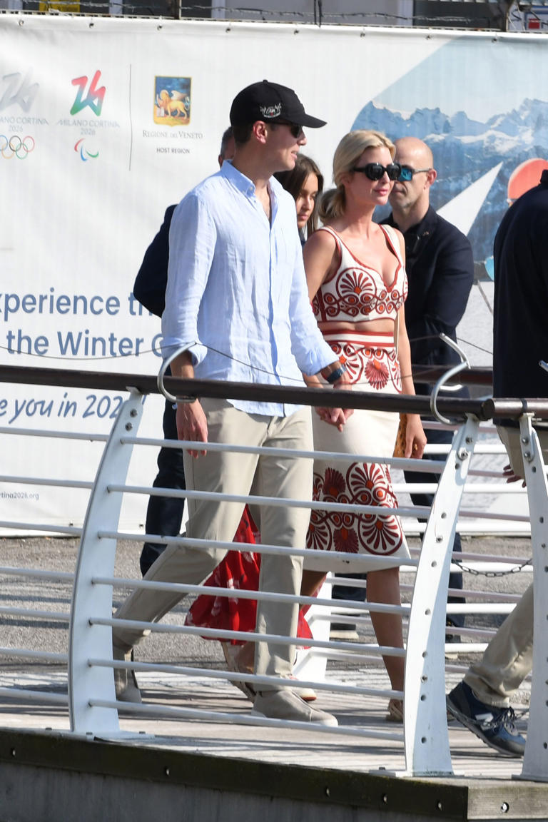 Celebrity Sightings Ahead Of Jeff Bezos And Lauren Sanchez Wedding Jared Kushner et Ivanka Trump sont arrivés hier à Venise Luigi Iorio/GC Images/Getty Images