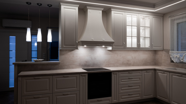 Never Use These Kinds Of Lights Near Your Sink And Stove