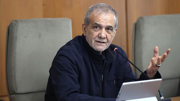 Presiden Iran berjanji lakukan perombakan ekonomi usai demo