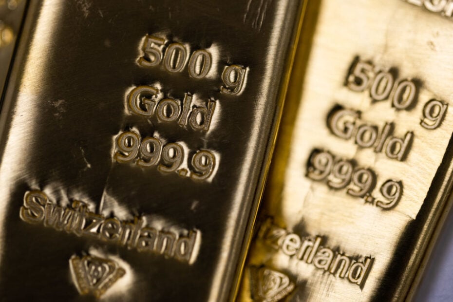 Gold surges past $4,800: What is fuelling the rise in prices