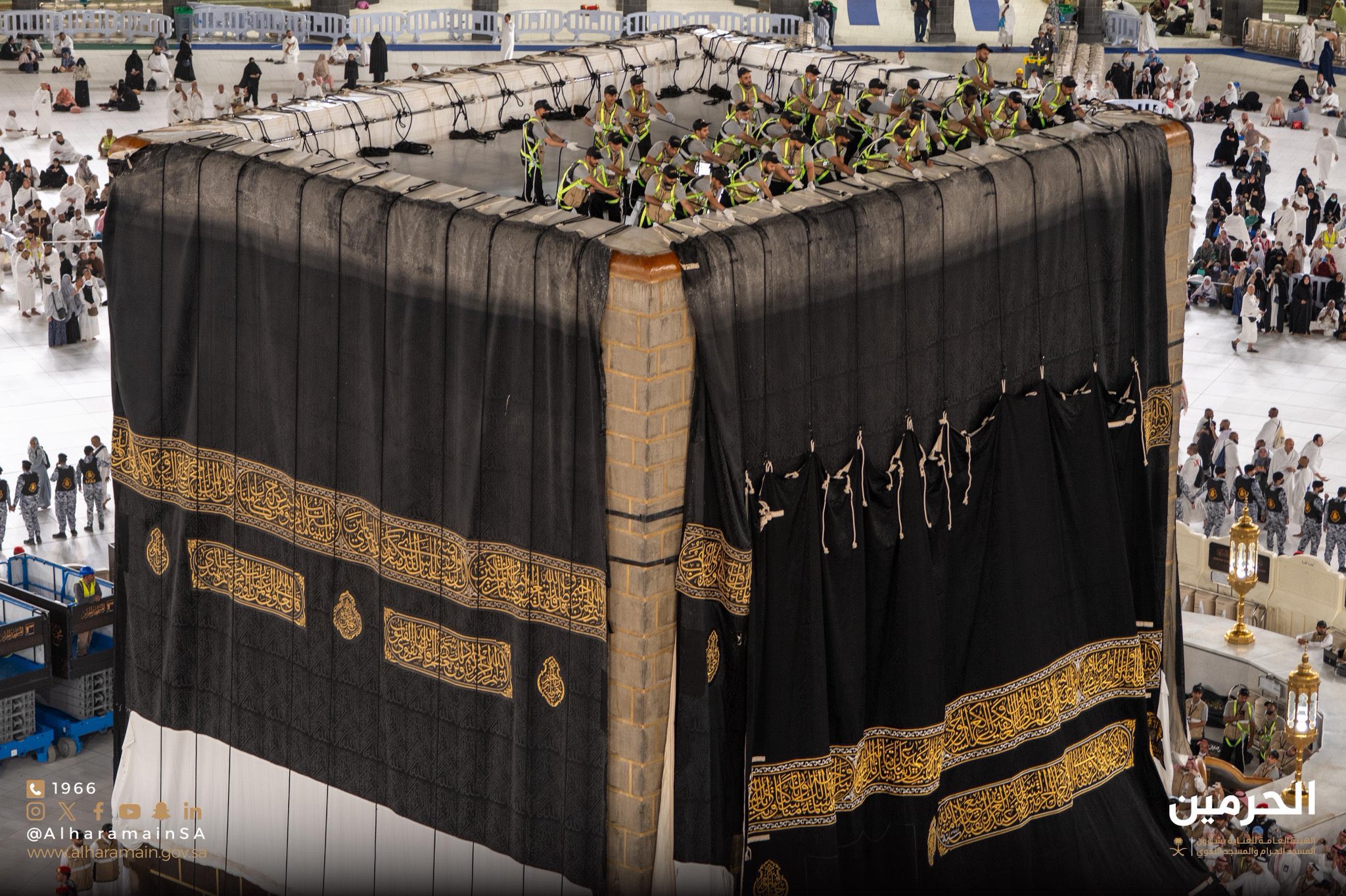 [PHOTOS] Hijrah 1447: Annual Kaabah cover replacement begins in Mecca