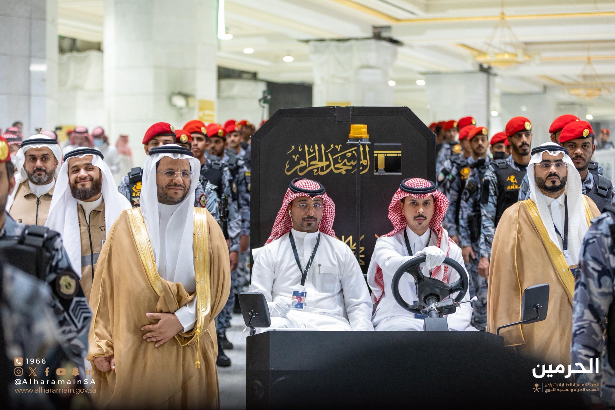 [PHOTOS] Hijrah 1447: Annual Kaabah cover replacement begins in Mecca