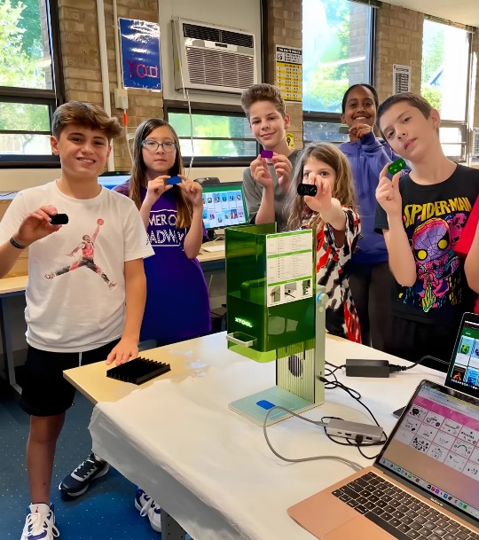 students with xTool laser cutter