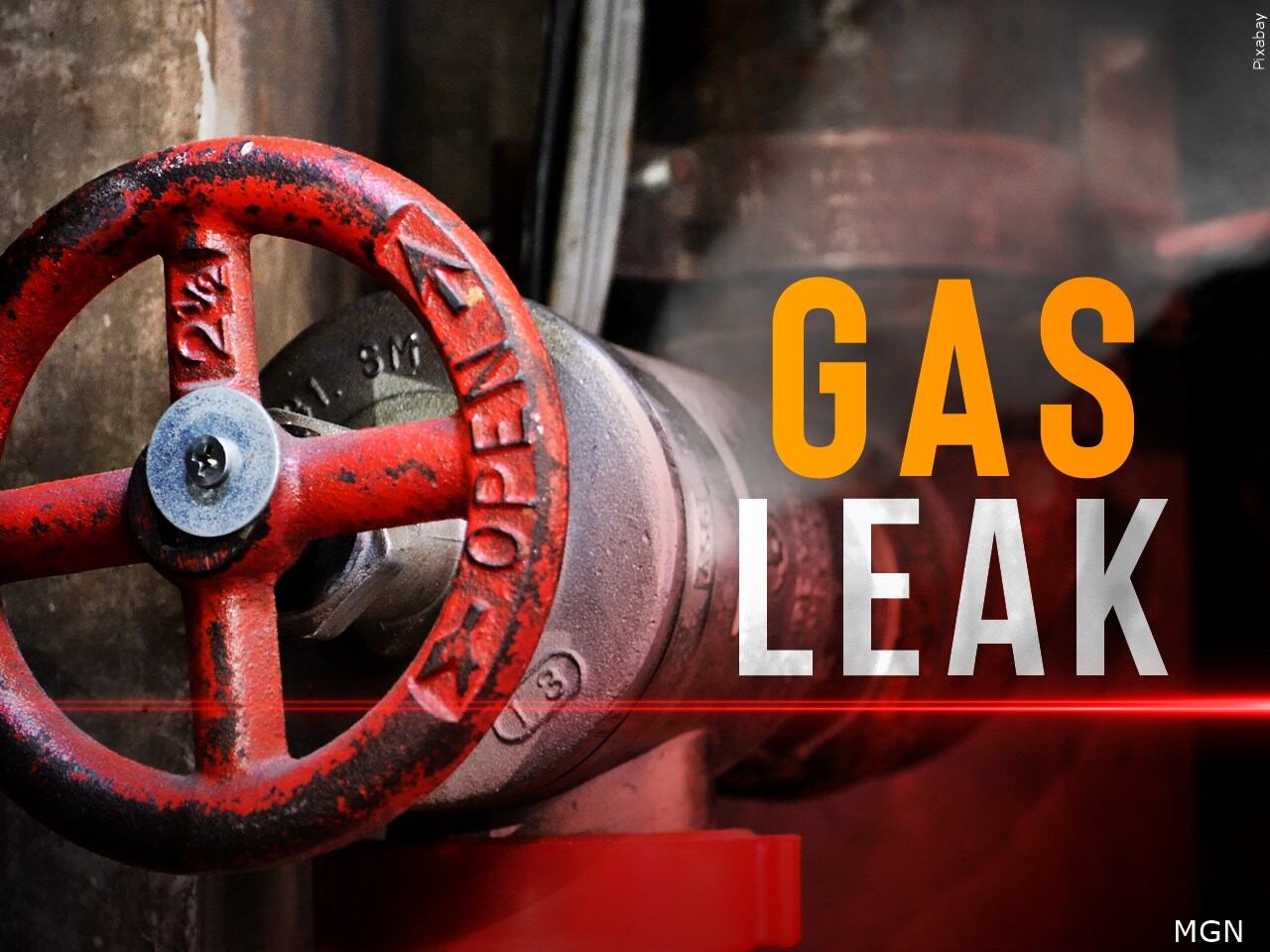 Gas leak at ILM Airport impacting traffic on Airport Boulevard