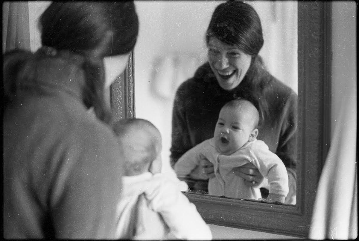 In 'A Photographic Memory,' a Daughter Pieces Together the Mother She