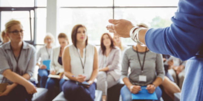 Educación y empleo iStock