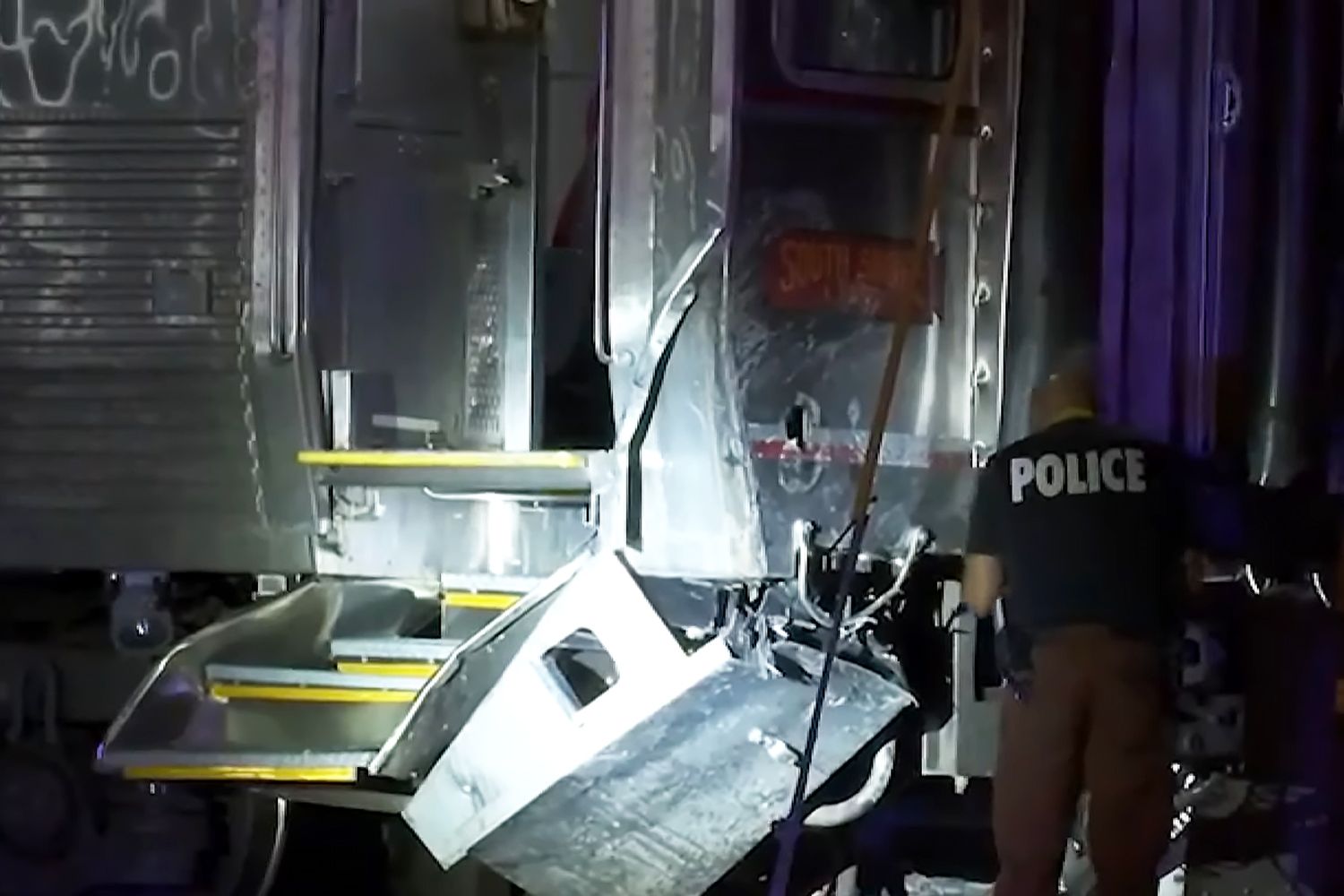 5 Dead After Train Collides with Car That Went Around ‘Active Railroad