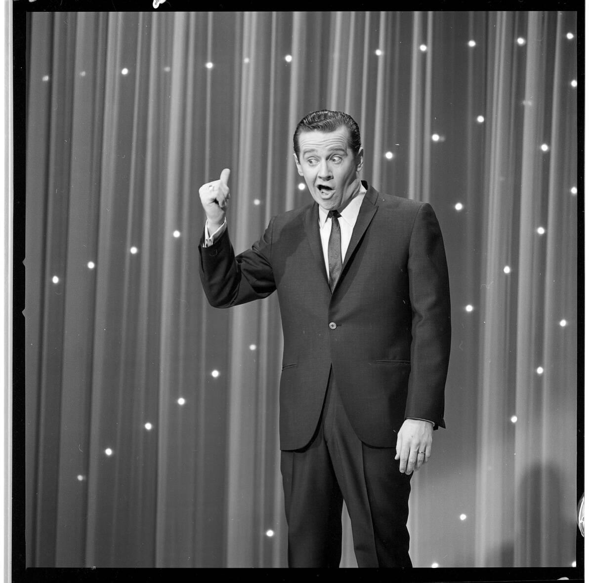 15 Of The Most Relatable Cats Ever Captured