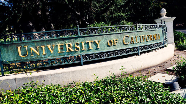 University of California medical, service workers announce open-ended ...