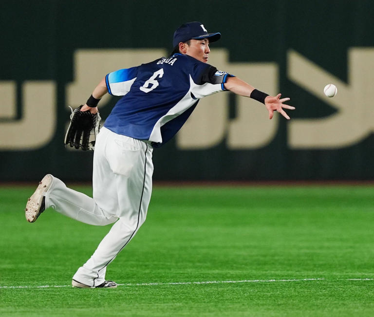 西武・源田壮亮は「今が売り時」か 若手の台頭、高額契約に