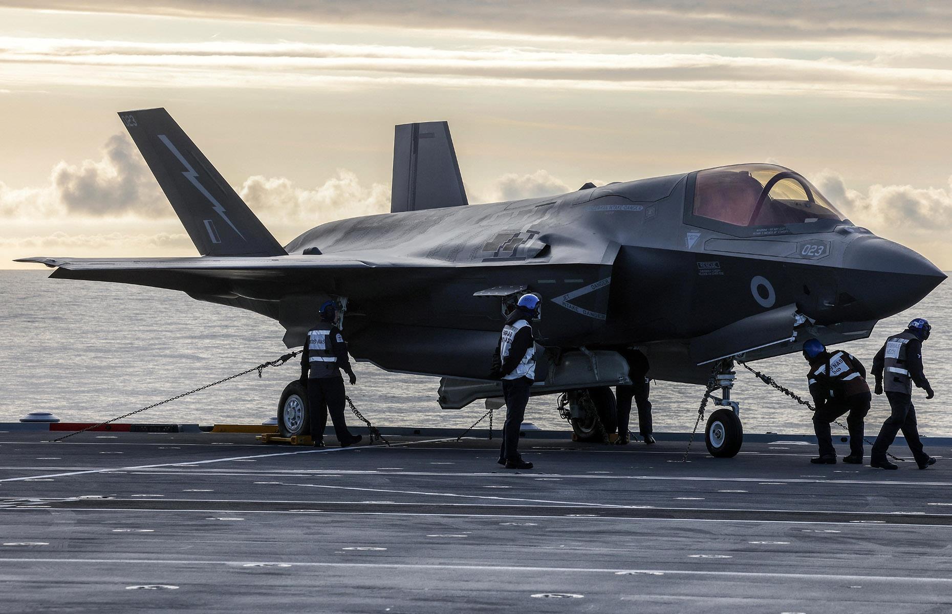 the-world-s-biggest-military-spenders-and-canada-s-place