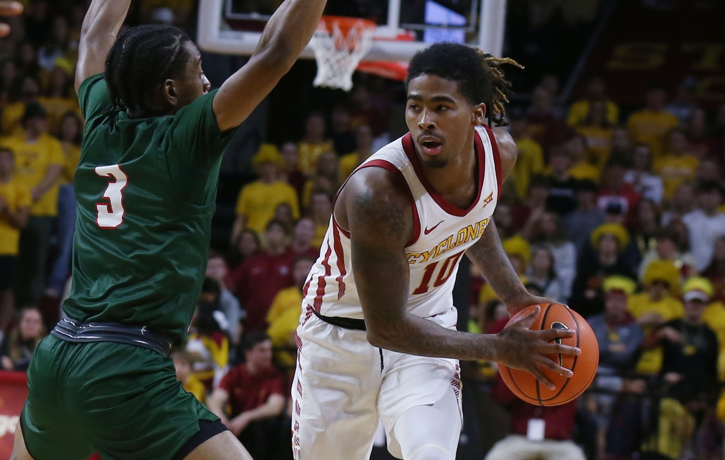 Wizards to sign Keshon Gilbert