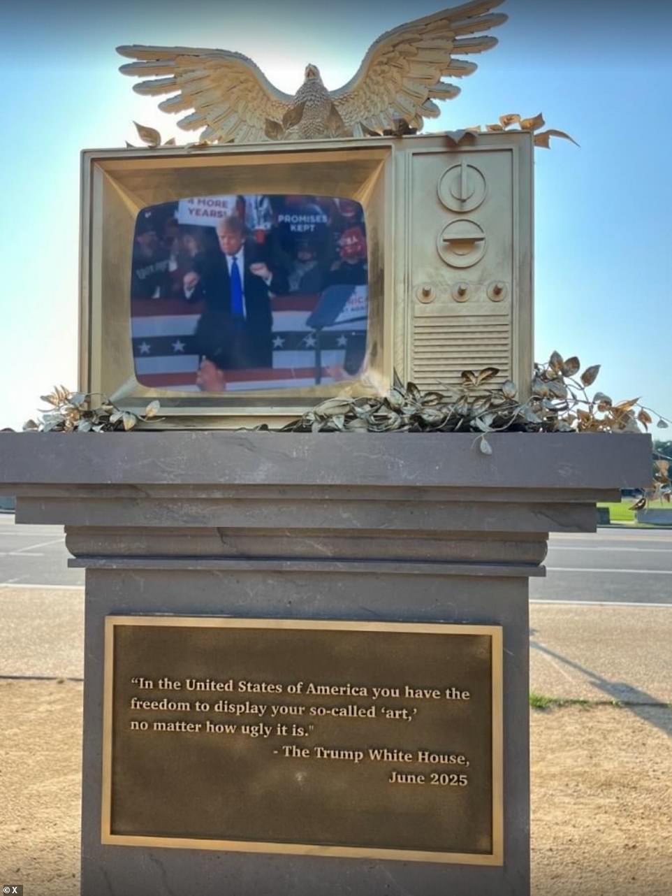 White House outraged by new DC sculpture
