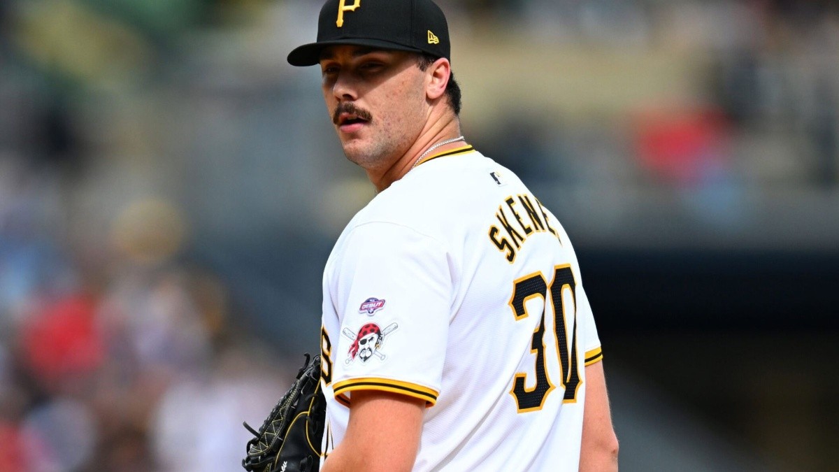 MLB Paul Skenes to Add a Historic - AA1HzcNd.img