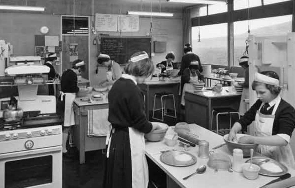 Sheffield retro: 21 nostalgic photos capture lost schools of the 60s ...
