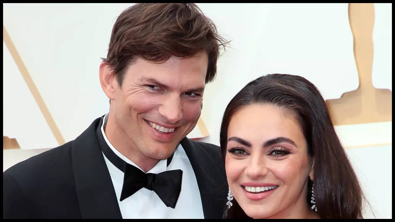 Mila Kunis and Ashton Kutcher celebrate 10th wedding anniversary in(02)
