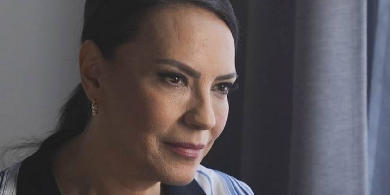 Tradimento, Anticipazioni e Trame Turche: Kahraman si riappacifica con la madre  e si schiera contro Mualla!