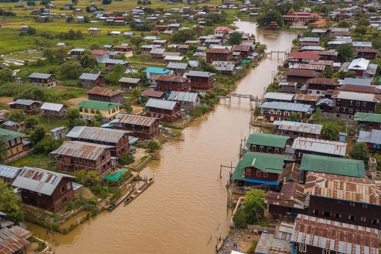 Tangis Nenek Korban Banjir: Kesulitan Bayar Kontrakan, Hidup Kekurangan