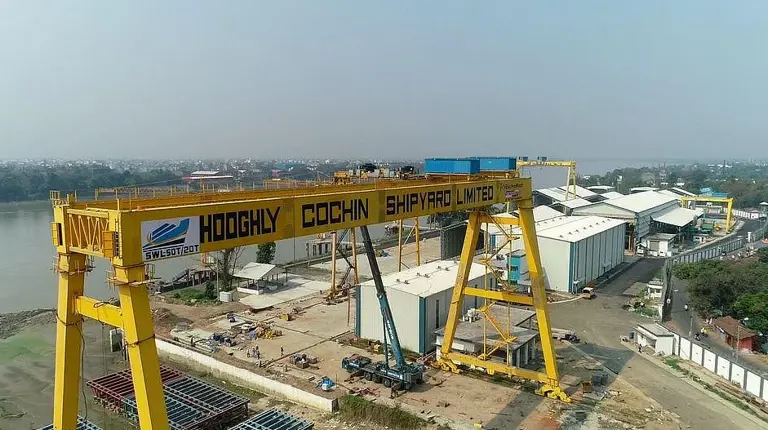 The company oversees the operations of some of the world’s largest shipyards, including Hyundai Heavy Industries, Hyundai Mipo Dockyard, and Hyundai Samho Heavy Industries.