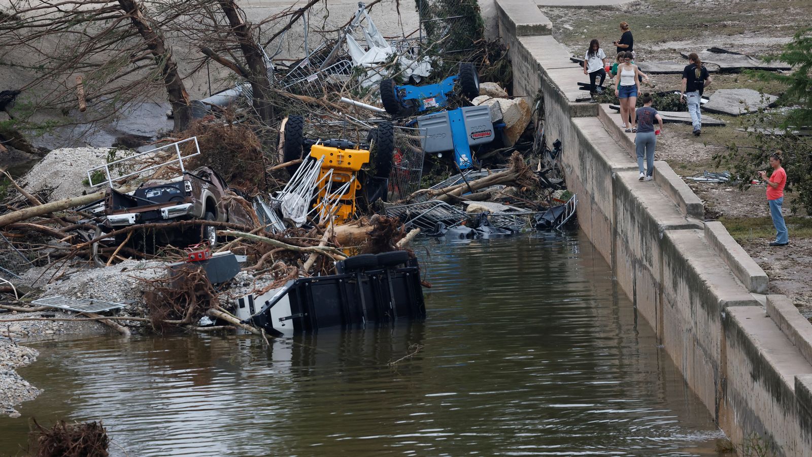 At least 51 people killed in Texas - AA1I2Z7E.img