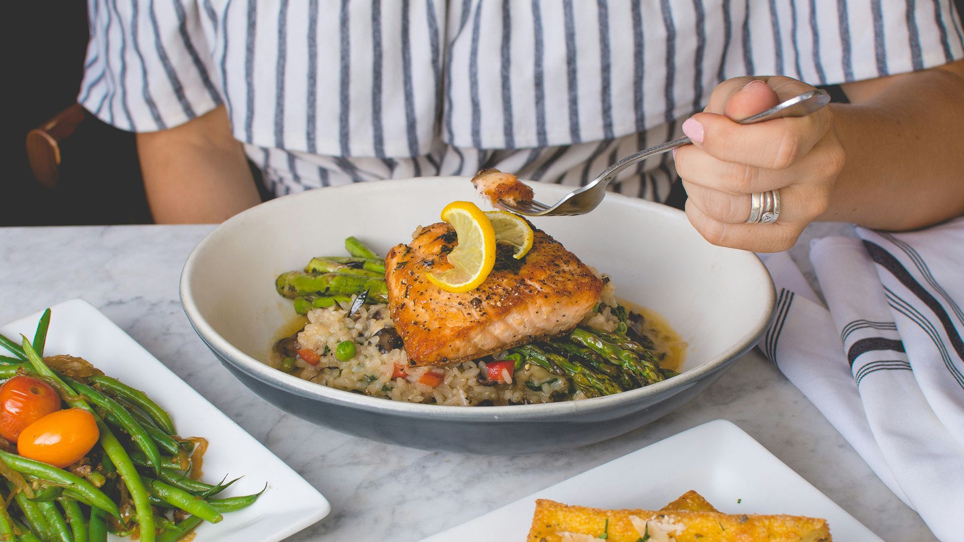 10 Types Of Seafood Surprisingly High In Calories & 10 Surprisingly Low