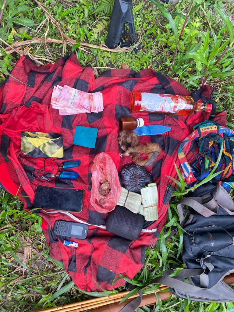  TNI Tembak Mati Komandan Kodap VIII Soanggama OPM Enos Tipagau 