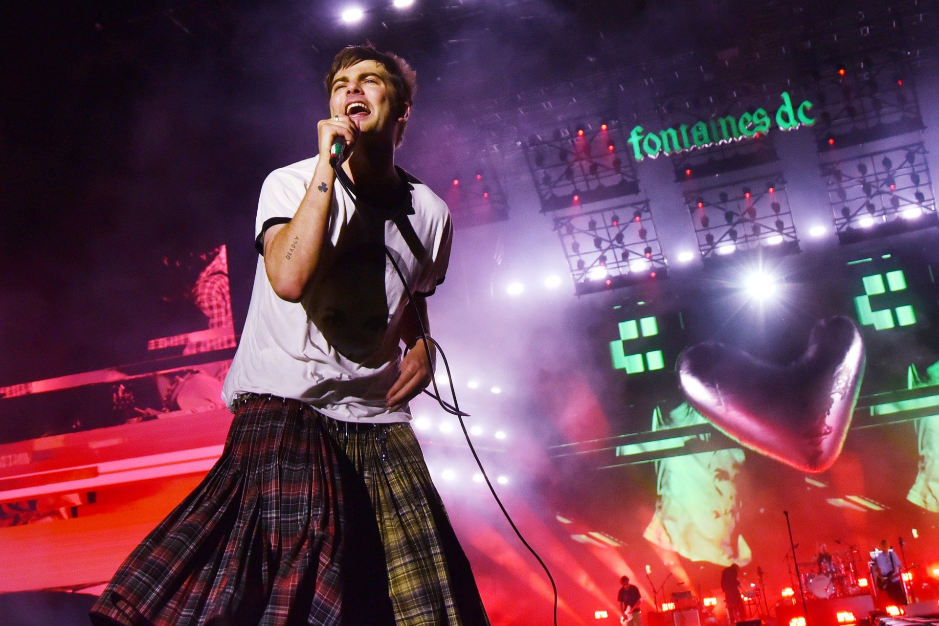 Fan told to ‘bin Palestinian t-shirt’ at Fontaines D.C. show
