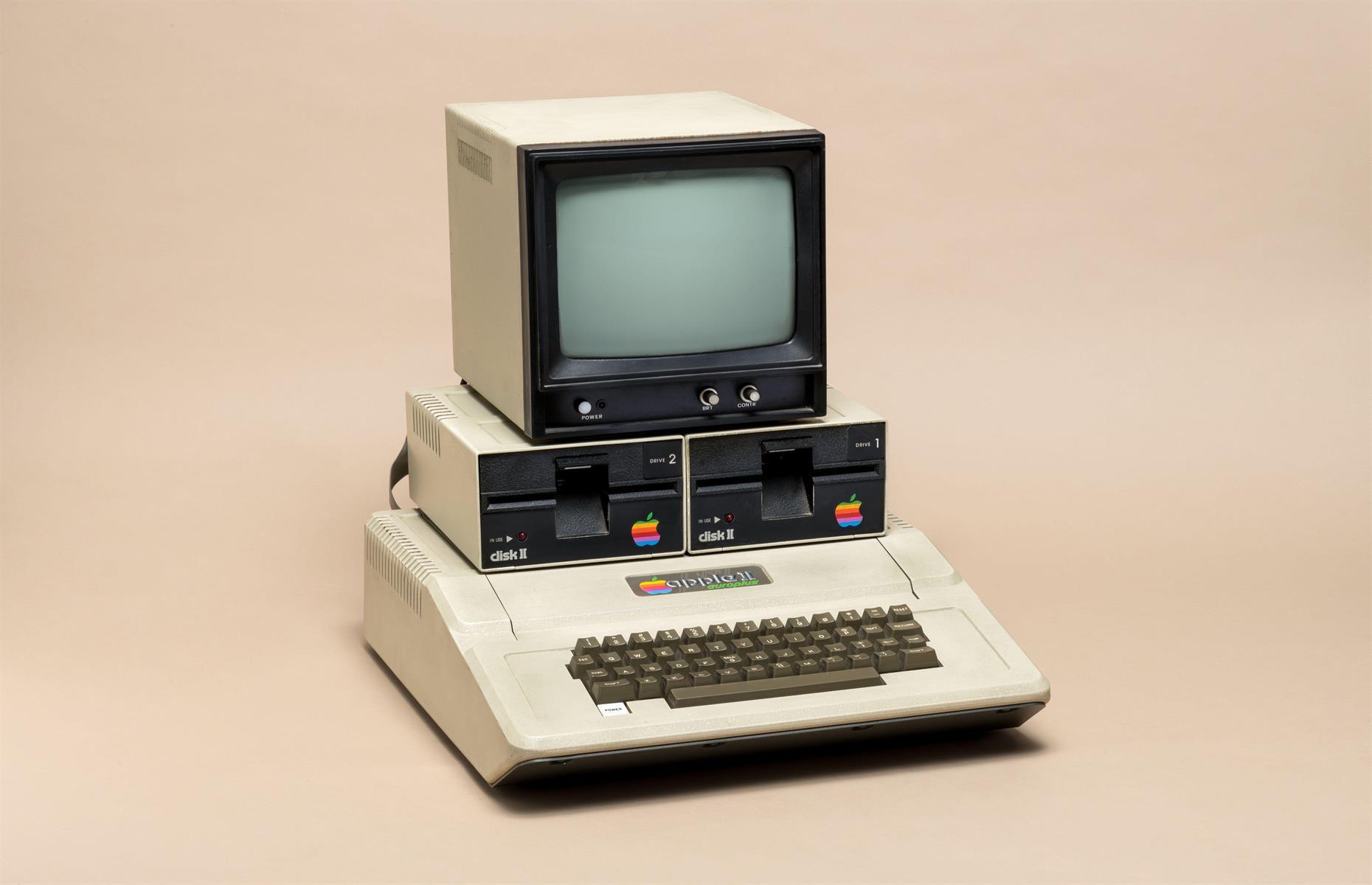 27 alte Retro-Konsolen und Computer, mit denen Sammler heute Kasse machen