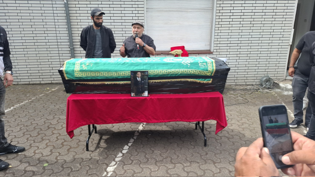 Firari FETÖ'cü Zekeriya Öz, Muhammed Yakut'un cenazesinde ortaya çıktı
